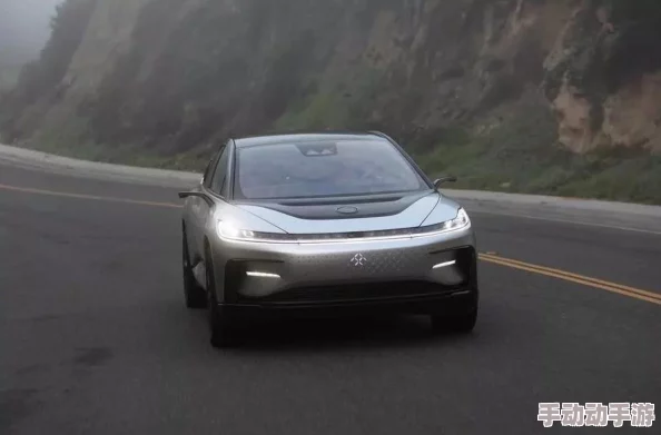 91国精产品新：网友热议其创新设计与实用性，认为将引领未来消费趋势，值得期待！