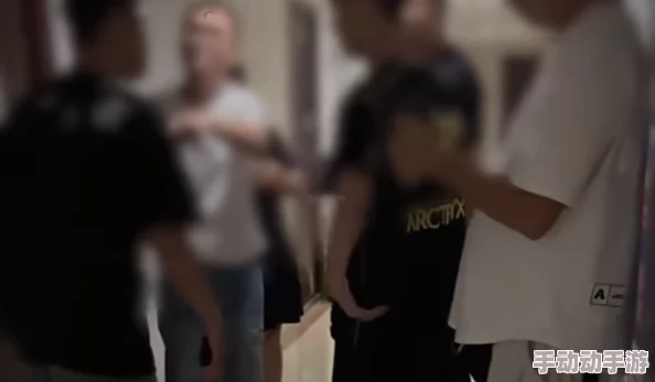 偷拍白屁股沟厕盗摄事件引发广泛关注,网友热议隐私权与公共场所安全问题 偷拍白屁股沟厕盗摄事件引发广泛关注,网友热议隐私权与公共场所安全问题