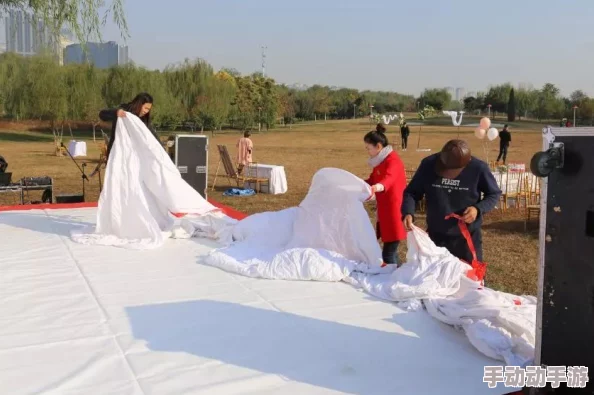 免费看交性视频i：最新动态揭示了平台内容更新频繁，用户互动活跃，吸引了大量新用户加入观看体验