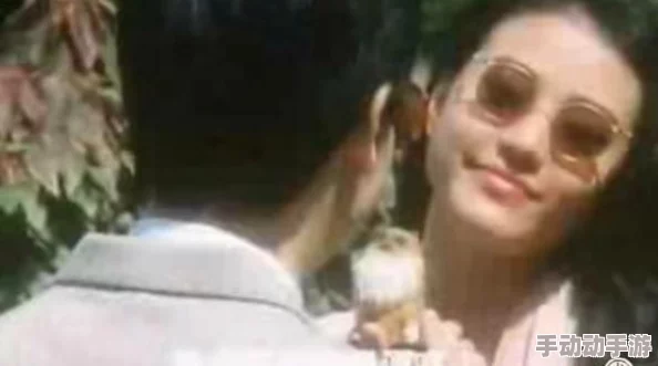 国产精品新婚门引发热议，网友纷纷表示其设计独特，但也有人担心质量和安全性问题