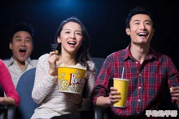 亚洲最大私人影院震惊开幕,豪华设施与顶级视听体验引发观众热议,成为影迷心中的新圣地! 亚洲最大私人影院震惊开幕,豪华设施与顶级视听体验引发观众热议,成为影迷心中的新圣地!