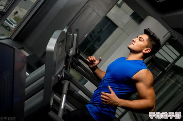健身房的高H训练:如何在锻炼中提升身体素质与心理健康 健身房的高H训练:如何在锻炼中提升身体素质与心理健康