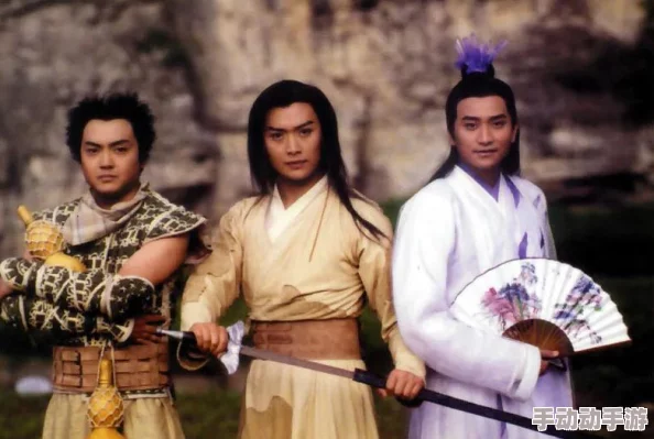 风云岛行动:私人空投与吃货熊猫功能特性及游戏体验对比分析 风云岛行动:私人空投与吃货熊猫功能特性及游戏体验对比分析