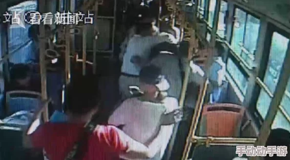 公交车上全肉爽文：乘客们的奇妙遭遇，意外展开了一场充满激情与幽默的旅程，引发热议与讨论