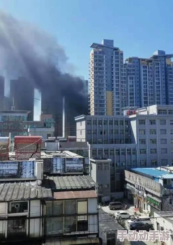 东北老女人大喊大叫的死快吧,现场目击者称其情绪激动,引发围观群众热议与讨论! 东北老女人大喊大叫的死快吧,现场目击者称其情绪激动,引发围观群众热议与讨论!