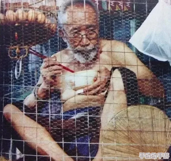 两人生猴子全程无被子，内幕曝光：背后真相令人震惊