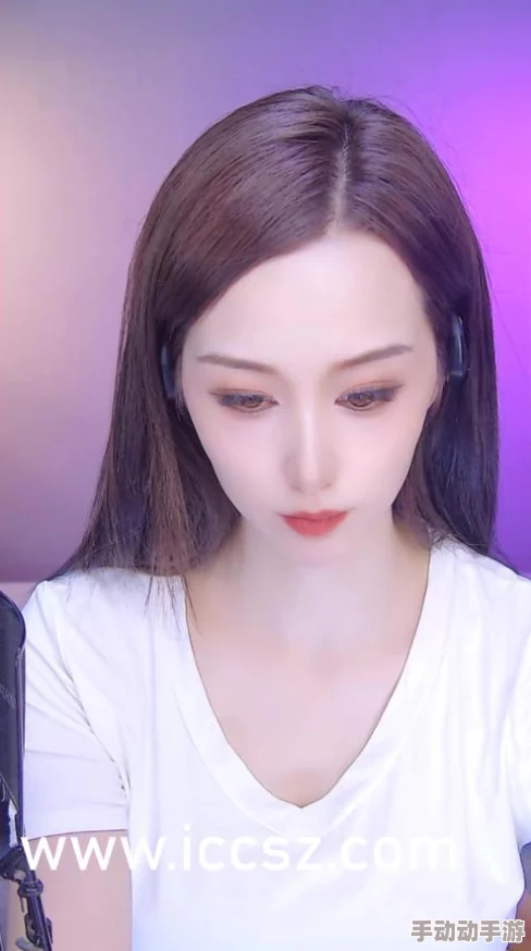 美女mm131爽爽爽网友认为这部作品画面精美，剧情紧凑，角色塑造鲜明，让人感受到强烈的代入感和情感共鸣