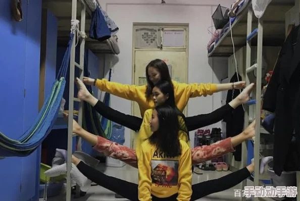 挺进男人菊宿舍男男小说视频，情节紧凑，角色刻画生动，让人欲罢不能！