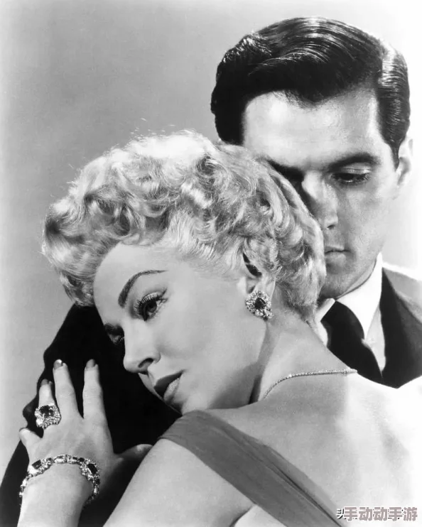 性色老妇女：社会对老年女性性别认同的重新审视与讨论逐渐升温，引发广泛关注与思考