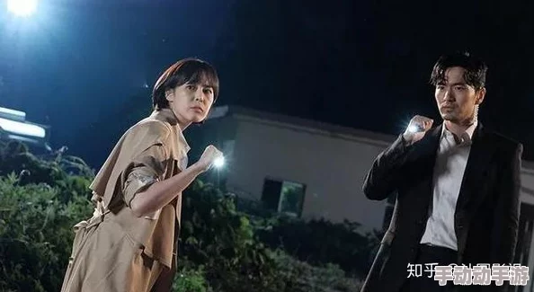 女主和男二疯狂啪h：情感纠葛加深，三角关系愈发复杂，剧情发展引人入胜，观众期待后续高潮