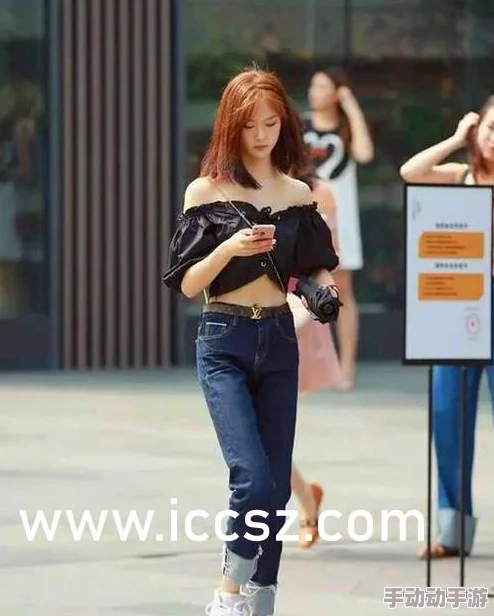 王李丹妮床战肉视频,真是让人震惊,这样的内容居然能被公开,太不应该了! 王李丹妮床战肉视频,真是让人震惊,这样的内容居然能被公开,太不应该了!