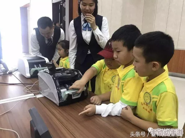 小小三国2深度解析:货币管理全面介绍与高效分配攻略 小小三国2深度解析:货币管理全面介绍与高效分配攻略