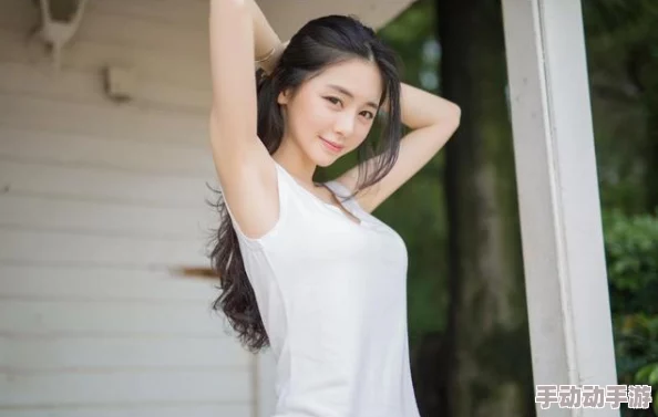 白丝校花流出白色液体，真是让人感到震惊，这种事情怎么会发生？