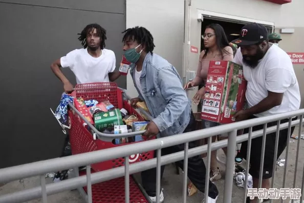 黑人粗进入欧美一级网友认为这一现象反映了文化交流的多样性,同时也引发了对种族刻板印象的讨论和反思 黑人粗进入欧美一级网友认为这一现象反映了文化交流的多样性,同时也引发了对种族刻板印象的讨论和反思