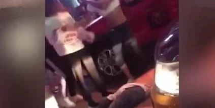 男女边吃奶边做视频免费网友认为这种视频内容过于露骨，可能对青少年产生不良影响，应加强监管和引导