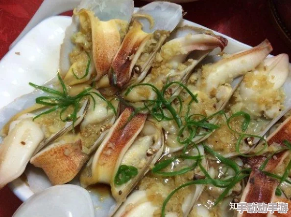 黑暗料理王特辑：蒜蓉蒸象拔蚌详细做法，蘑菇提鲜秘籍大公开