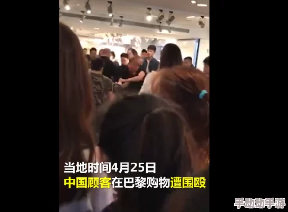 国内a级毛片网友认为这一现象反映了社会对性教育的缺失，同时也引发了对青少年心理健康的关注，呼吁加强监管与引导