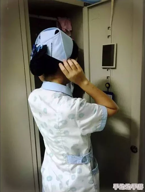 护士的辛勤付出让人感动，值得我们每个人尊重和感谢！