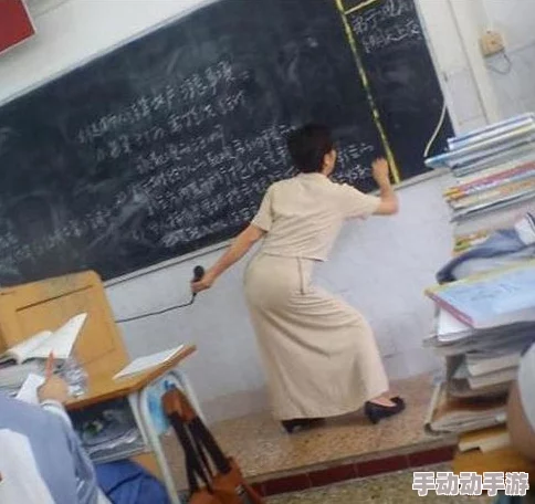 我把老师给操了，真是让人震惊，这种事情怎么会发生在校园里！