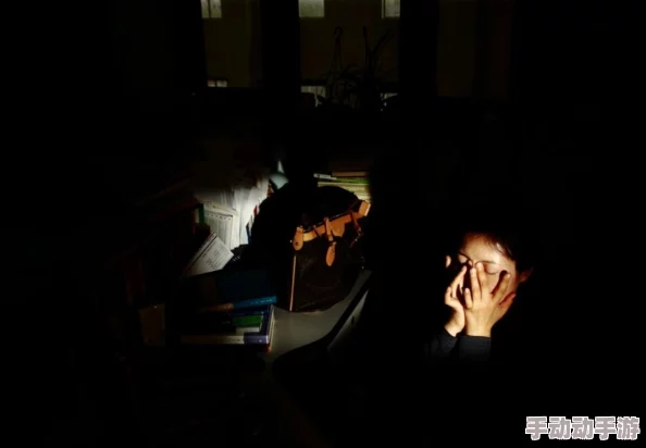 日本A级黄毛片免费网友认为这种内容虽然吸引眼球但可能影响青少年的价值观和心理健康,呼吁加强监管与引导 日本A级黄毛片免费网友认为这种内容虽然吸引眼球但可能影响青少年的价值观和心理健康,呼吁加强监管与引导