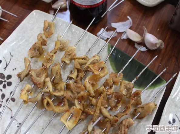 完美世界手游：用实力说话，高效完成技巧攻略，巧妙应对避免打赢金大叔策略