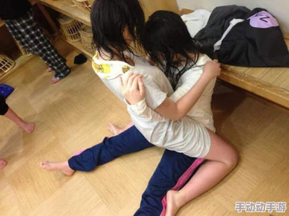 学生妹人人摸，真是让人感到惊讶，这样的现象背后究竟隐藏着什么呢？