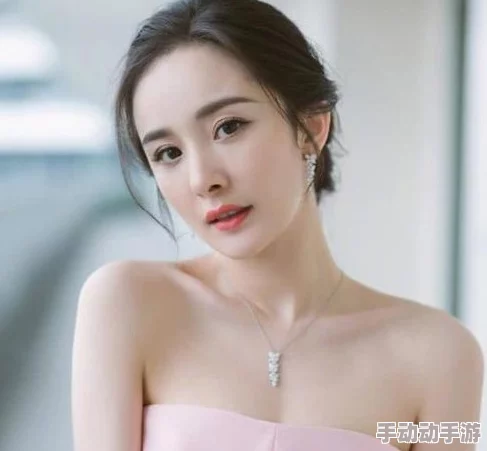 杨幂三级国产在线播放，真是让人期待的作品，希望能看到更多精彩内容！