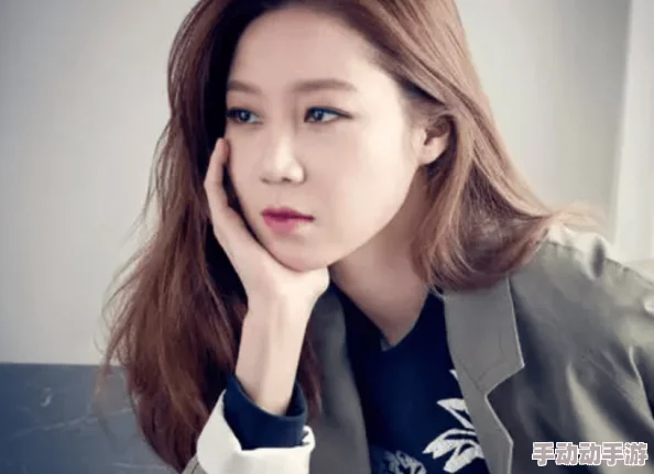 国产白嫩在线,真是让人眼前一亮,内容丰富多彩,值得一看! 国产白嫩在线,真是让人眼前一亮,内容丰富多彩,值得一看!