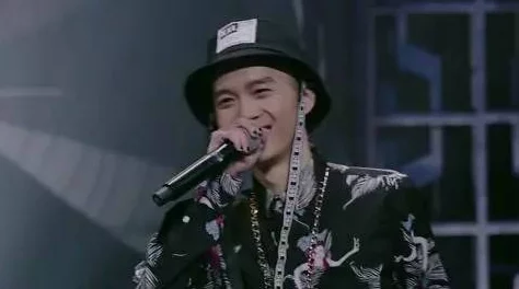 仙踪林12岁女rapper的歌词,展现了年轻人的独特视角和对生活的真实感受 仙踪林12岁女rapper的歌词,展现了年轻人的独特视角和对生活的真实感受