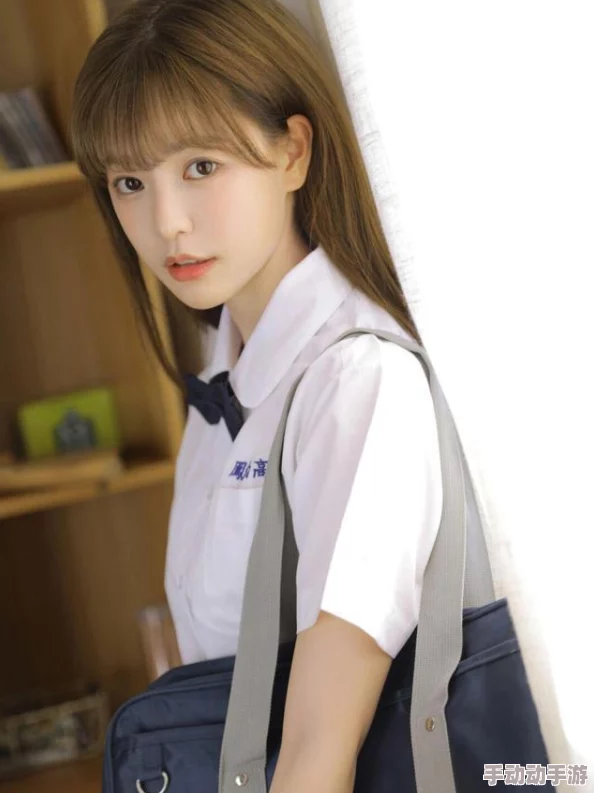 JK高中生:这群年轻人的校园生活真是充满活力,令人怀念自己的学生时代 JK高中生:这群年轻人的校园生活真是充满活力,令人怀念自己的学生时代