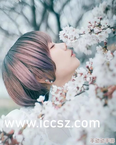 gogo西西大尺度高清:最新动态展示了更多高质量内容,吸引了众多用户的关注与热议 gogo西西大尺度高清:最新动态展示了更多高质量内容,吸引了众多用户的关注与热议