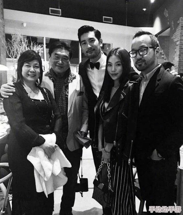 久久夜夜视频：最新热门影视作品推荐，带你领略不一样的视听盛宴与精彩剧情！