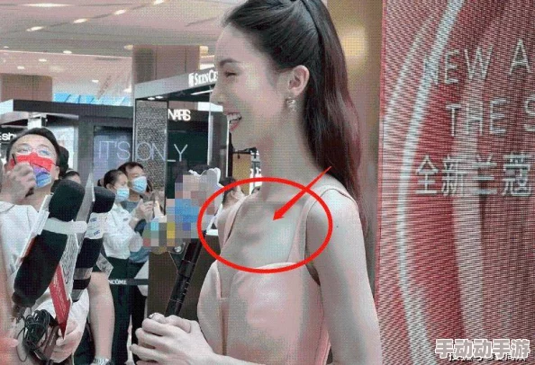 吻胸摸全身视频，真是让人目不转睛，画面太诱惑了，忍不住想多看几遍