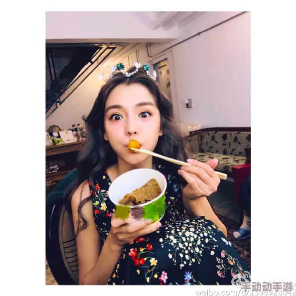 吻胸摸全身视频，真是让人目不转睛，画面太诱惑了，忍不住想多看几遍
