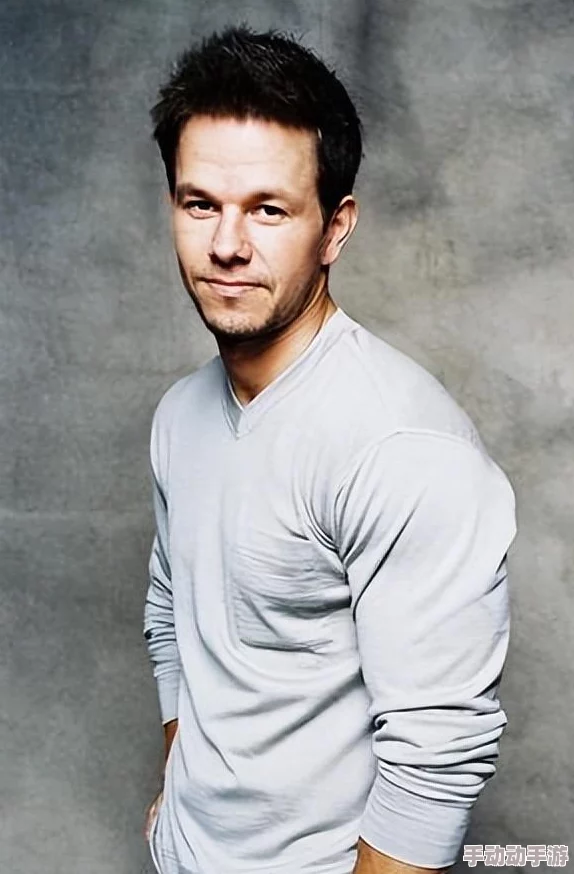 一女多男伦交:当代情感关系的复杂性与社会接受度逐渐引发热议,探讨多元恋爱的未来发展趋势 一女多男伦交:当代情感关系的复杂性与社会接受度逐渐引发热议,探讨多元恋爱的未来发展趋势