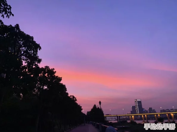 宝贝你真湿嗯想要网友纷纷表示这句话让人感到既害羞又兴奋,调侃的语气引发了不少共鸣和讨论,大家都在分享自己的看法 宝贝你真湿嗯想要网友纷纷表示这句话让人感到既害羞又兴奋,调侃的语气引发了不少共鸣和讨论,大家都在分享自己的看法