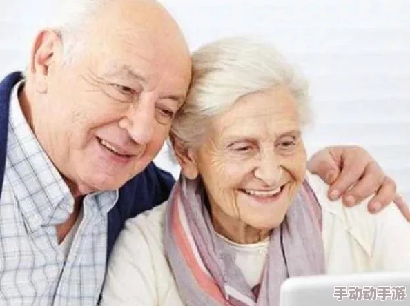 欧美老人另类视频 网友推荐这部视频展现了老年人的独特生活方式和幽默感让人忍俊不禁值得一看 欧美老人另类视频 网友推荐这部视频展现了老年人的独特生活方式和幽默感让人忍俊不禁值得一看