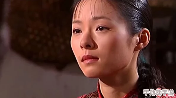 老太爷吸丫头奶水小怜 这部作品情节独特，角色刻画生动，引人入胜，是值得一看的佳作，推荐给喜欢新奇题材的读者。