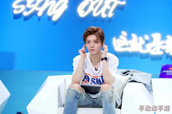 素人约啪第五季网友推荐这是一档充满真实与趣味的节目让你感受不同的人生故事和情感碰撞绝对不容错过