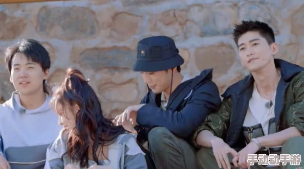 大伊香蕉精品视频在线75 这部影片的画面质量非常高，剧情也很吸引人，让我看得十分过瘾，值得推荐给朋友们一起观看