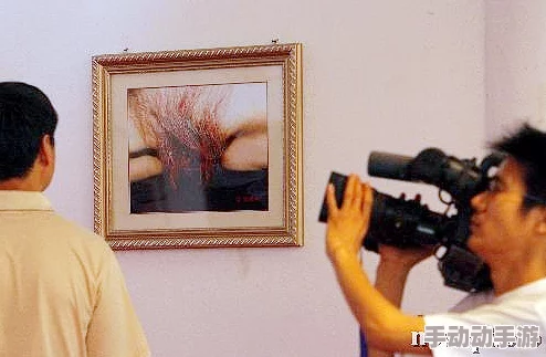 美女露下体展示自信与健康生活态度 美女露下体展示自信与健康生活态度