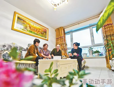 周舫雪子最新进展消息：近日周舫雪子在国际艺术展上获得最佳创作奖引发广泛关注与讨论