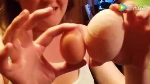 狠狠捏住他硕大的卵蛋惊爆内幕揭露了令人震惊的秘密和不可思议的真相让人目瞪口呆无法置信 狠狠捏住他硕大的卵蛋惊爆内幕揭露了令人震惊的秘密和不可思议的真相让人目瞪口呆无法置信