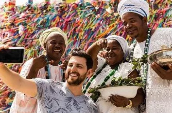 欧美黑人xxxx网友推荐这部作品在情节和角色塑造上都非常出色值得一看同时也引发了许多关于文化的讨论 欧美黑人xxxx网友推荐这部作品在情节和角色塑造上都非常出色值得一看同时也引发了许多关于文化的讨论