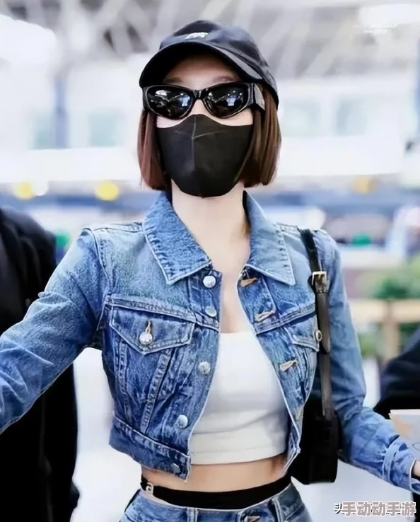 女人扒开内裤让男人捅 网友评价:这种内容太低俗了,应该抵制这样的作品,传播不良信息对社会影响很大 女人扒开内裤让男人捅 网友评价:这种内容太低俗了,应该抵制这样的作品,传播不良信息对社会影响很大