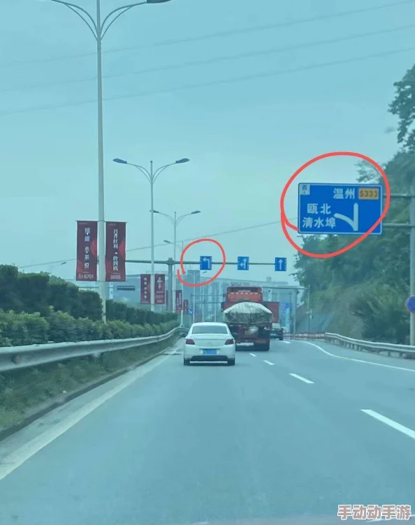 99黄色片 网友评价：这部影片虽然情节简单，但画面质量不错，演员表现也很到位，适合喜欢这个类型的观众观看