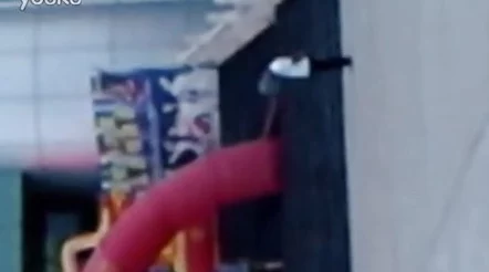 黄色片乱伦片内容过于露骨,观感不适 黄色片乱伦片内容过于露骨,观感不适