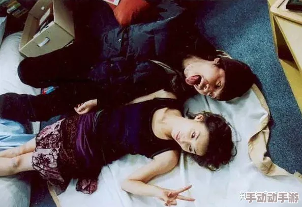 《甜性涩爱》未删减版最新进展消息引发关注影片即将上线各大平台并计划举行特别首映活动 《甜性涩爱》未删减版最新进展消息引发关注影片即将上线各大平台并计划举行特别首映活动