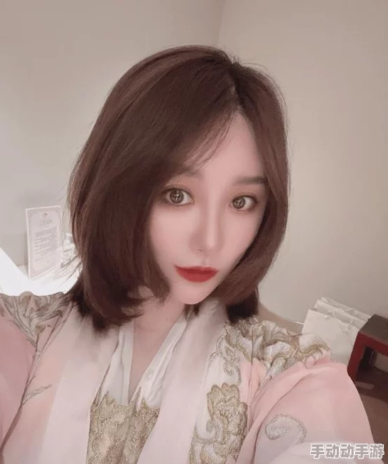 沈娜娜和苏语棠闹元宵财迷小王妃