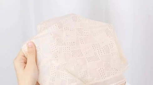 脱了美女内裤猛烈进入gif画面激情四射，展示男女之间的亲密互动